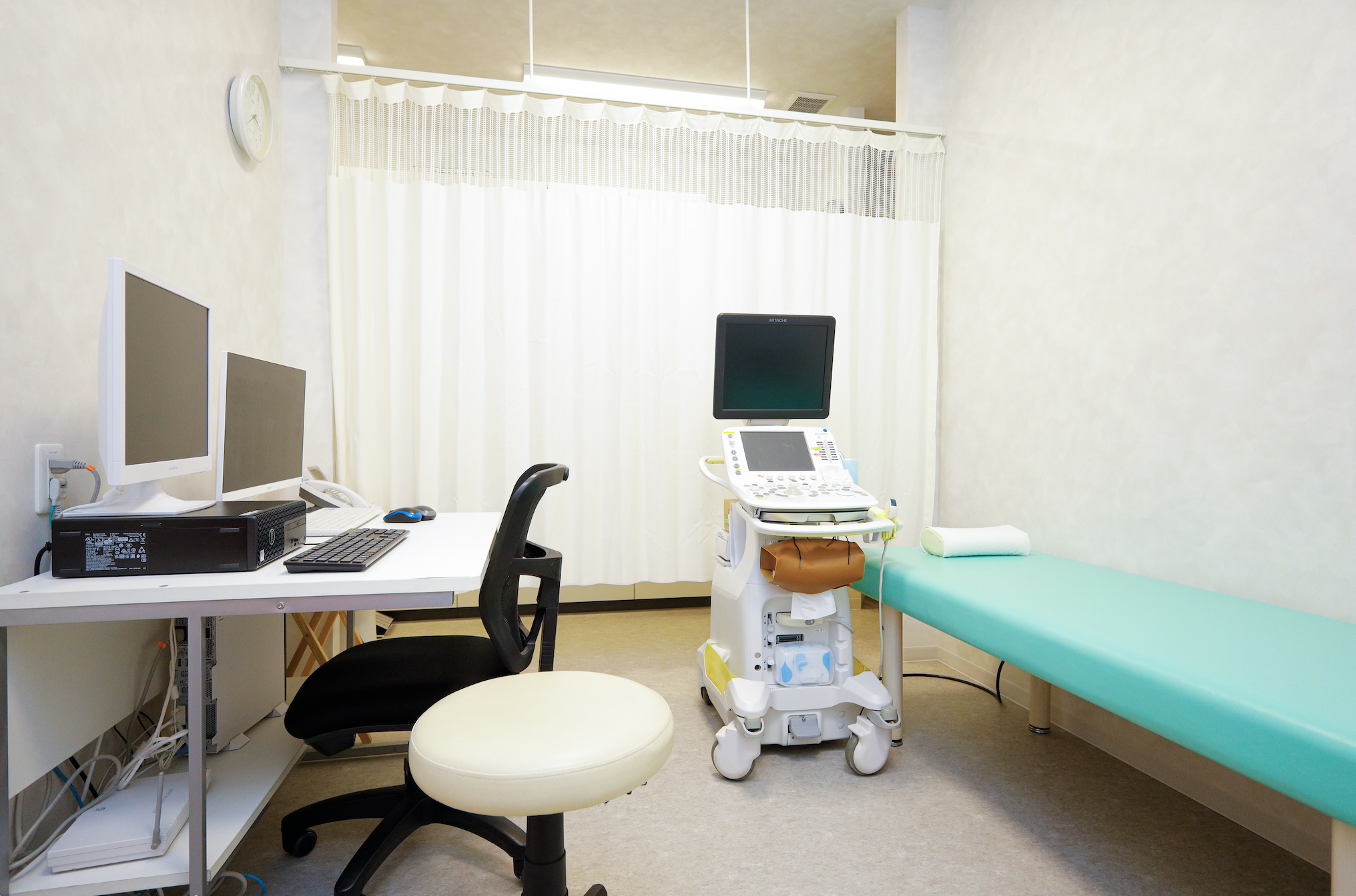 福岡市早良区西新／医療モール／泌尿器科 医院写真