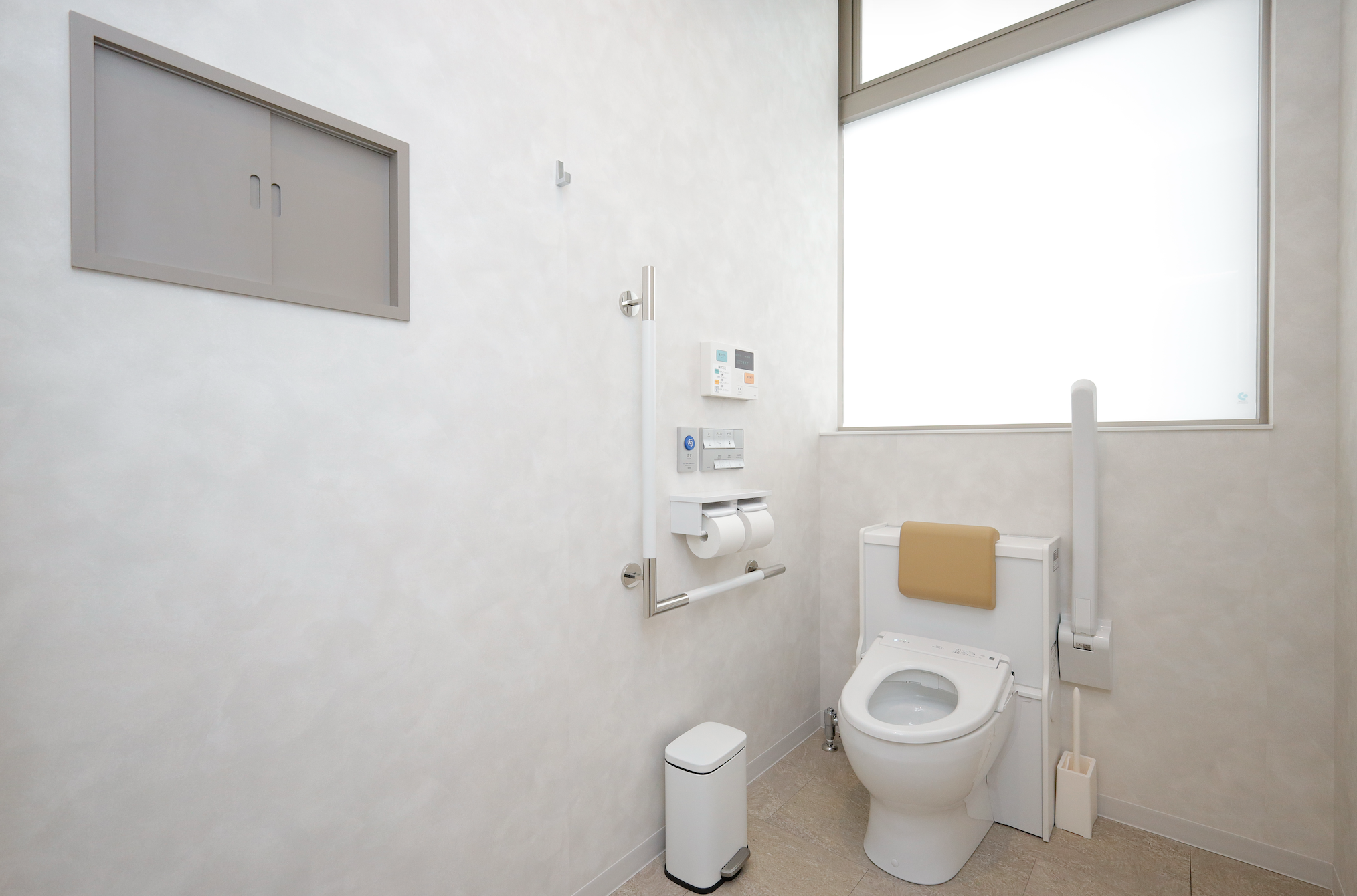 福岡市早良区西新／医療モール／泌尿器科 医院写真