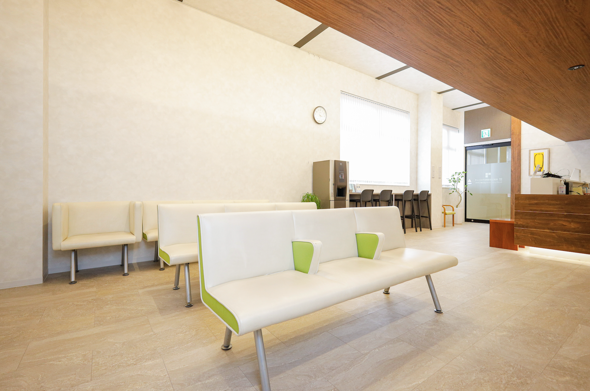 福岡市早良区西新／医療モール／泌尿器科 医院写真