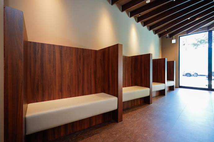 福岡市南区高宮／医療モール／産婦人科 医院写真